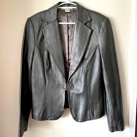 🌿 Grey Leather Jacket - Picture 1 of 2